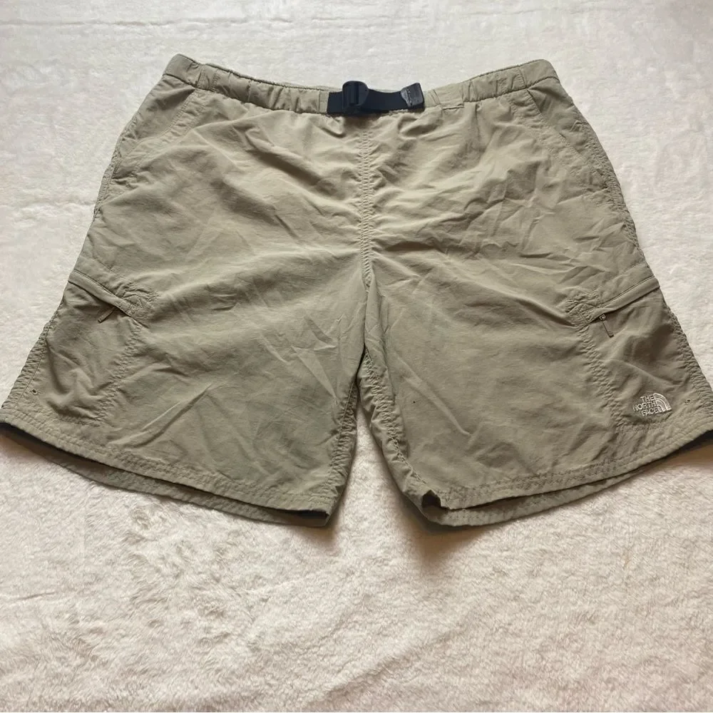 The North Face Light Khaki Shorts W/Mesh Liner
